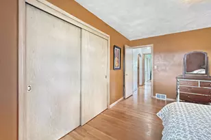 834 S Orient St, Fairmont, MN 56031 - Photo 18