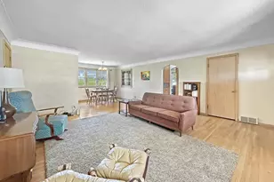 834 S Orient St, Fairmont, MN 56031 - Photo 8