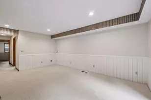 1326 Griffin Ave, Mahtomedi, MN 55115 - Photo 42