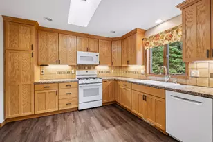 1326 Griffin Ave, Mahtomedi, MN 55115 - Photo 16