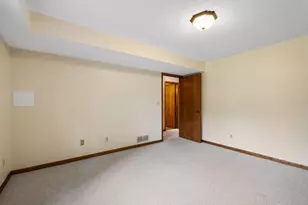 1326 Griffin Ave, Mahtomedi, MN 55115 - Photo 46