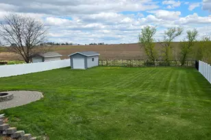 505 4th St SE, Plainview, MN 55964 - Photo 12