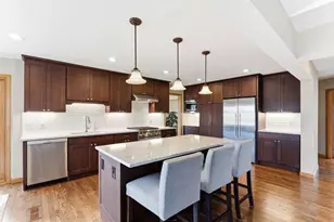 16048 Baywood Ln, Eden Prairie, MN 55346 - Photo 12