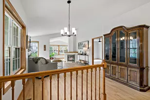 189 Wedgewood Dr, Mahtomedi, MN 55115 - Photo 4