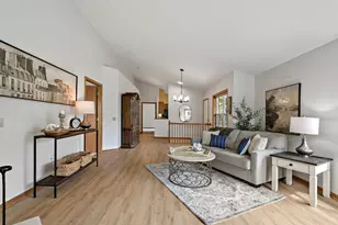 189 Wedgewood Dr, Mahtomedi, MN 55115 - Photo 10