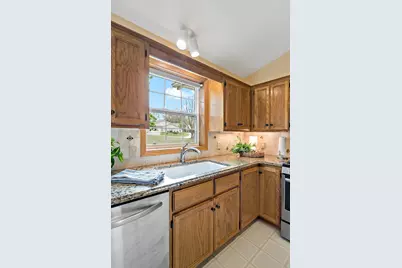 189 Wedgewood Drive, Mahtomedi, MN 55115 - Photo 16