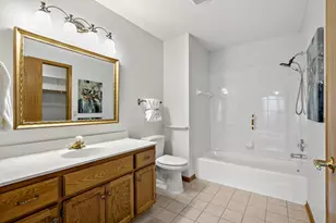 189 Wedgewood Dr, Mahtomedi, MN 55115 - Photo 20
