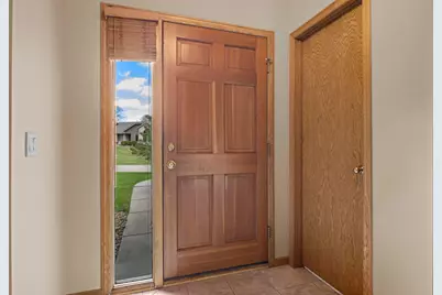 18067 Judicial Way S, Lakeville, MN 55044 - Photo 12