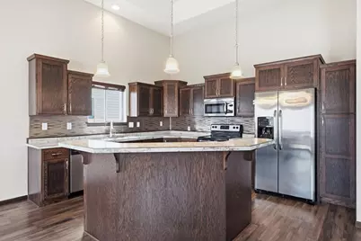 928 41st Avenue S, Moorhead, MN 56560 - Photo 8