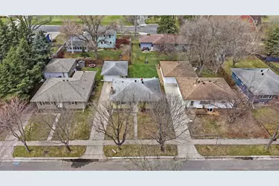 1221 Elm Street S, Moorhead, MN 56560 - Photo 4