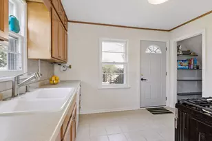 3148 Hampshire Ave S, Saint Louis Park, MN 55426 - Photo 8