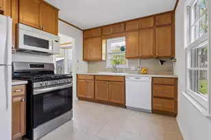 3148 Hampshire Ave S, Saint Louis Park, MN 55426 - Photo 6