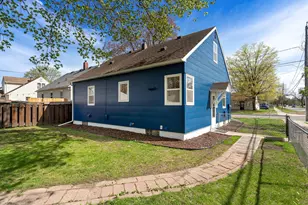 801 11th Ave SE, Austin, MN 55912 - Photo 2