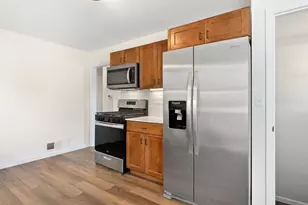 801 11th Ave SE, Austin, MN 55912 - Photo 8