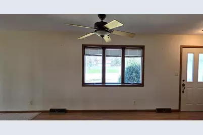 414 8th Avenue NW, Valley City, ND 58072 - Photo 12