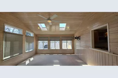 414 8th Avenue NW, Valley City, ND 58072 - Photo 14