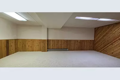 414 8th Avenue NW, Valley City, ND 58072 - Photo 36