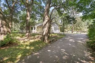 301 Shawn St SE, Isanti, MN 55040 - Photo 6
