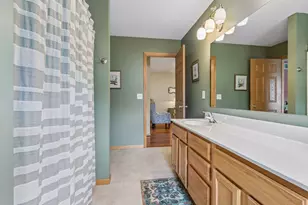 2562 49th St E, Inver Grove Heights, MN 55076 - Photo 18