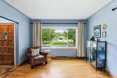 4539 Quail Avenue N, Robbinsdale, MN 55422 - Photo 2