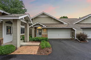 2879 Devonshire Pl, Woodbury, MN 55125 - Photo 1