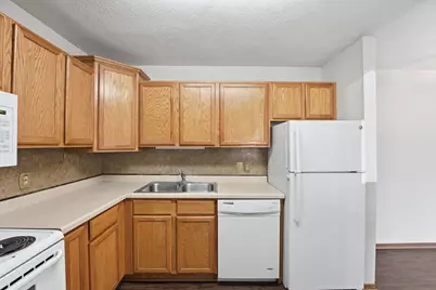 64 E 13th Street, Waconia, MN 55387 - Photo 10