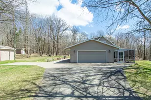 20010 Reed Ct NW, Bemidji, MN 56601 - Photo 18