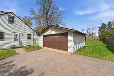 1697 Rose Place, Roseville, MN 55113 - Photo 26