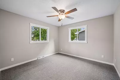 224 37th Avenue N, Saint Cloud, MN 56303 - Photo 20
