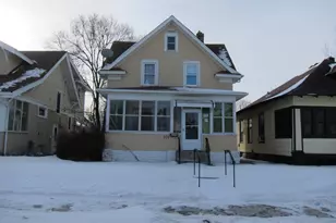 914 Fuller Ave, Saint Paul, MN 55104 - Photo 1