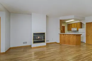15333 Greenhaven Ln, Burnsville, MN 55306 - Photo 6