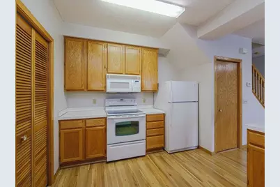 15333 Greenhaven Lane #105, Burnsville, MN 55306 - Photo 12