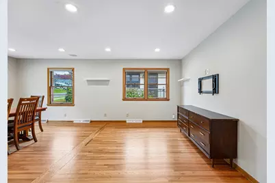 2164 Reaney Avenue E, Saint Paul, MN 55119 - Photo 8