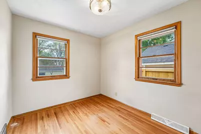 2164 Reaney Avenue E, Saint Paul, MN 55119 - Photo 12