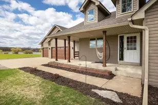 25250 Tucker Rd, Rogers, MN 55374 - Photo 4