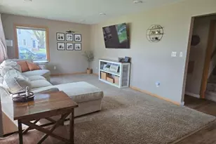 421 2nd St SW, New Richland, MN 56072 - Photo 6