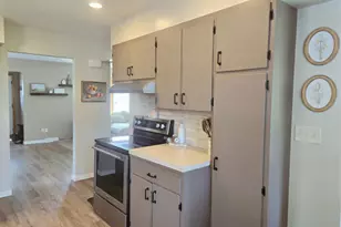 421 2nd St SW, New Richland, MN 56072 - Photo 12