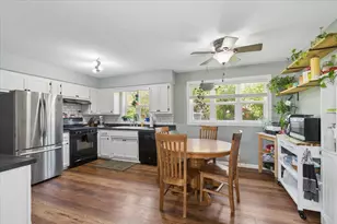 752 Lathrop Dr, Northfield, MN 55057 - Photo 4