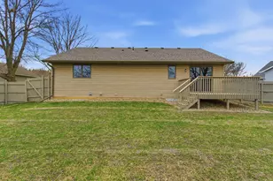 1811 13th St SE, Willmar, MN 56201 - Photo 34