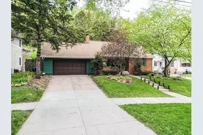 885 Old Lexington Avenue, Saint Paul, MN 55116 - Photo 1