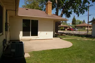 601 5th Ave S, Hopkins, MN 55343 - Photo 18