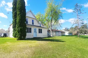 325 E Court St, Belle Plaine, MN 56011 - Photo 18