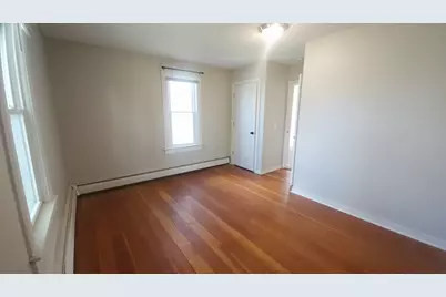 325 E Court Street, Belle Plaine, MN 56011 - Photo 8