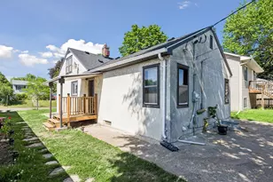 1804 7th St E, Saint Paul, MN 55119 - Photo 4