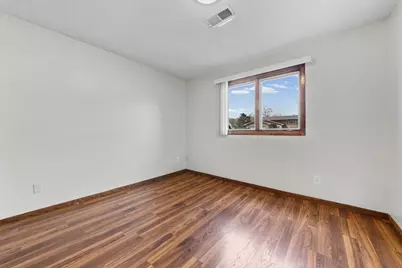 7401 75th Avenue N, Brooklyn Park, MN 55428 - Photo 32