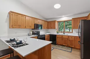 507 Bluebird Ct, Sartell, MN 56377 - Photo 2