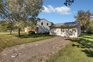111 Washburne Dr, Paynesville, MN 56362 - Photo 2