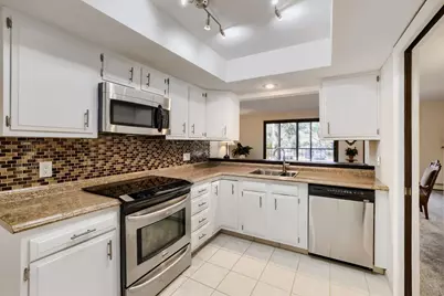 9700 Portland Avenue S #126, Bloomington, MN 55420 - Photo 4