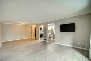 2680 Oxford St N, Roseville, MN 55113 - Photo 8