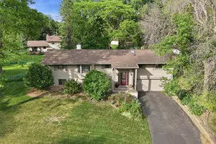 12913 Eagle Ridge Dr, Burnsville, MN 55337 - Photo 20